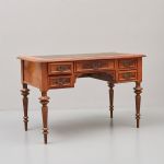 1058 3585 WRITING DESK